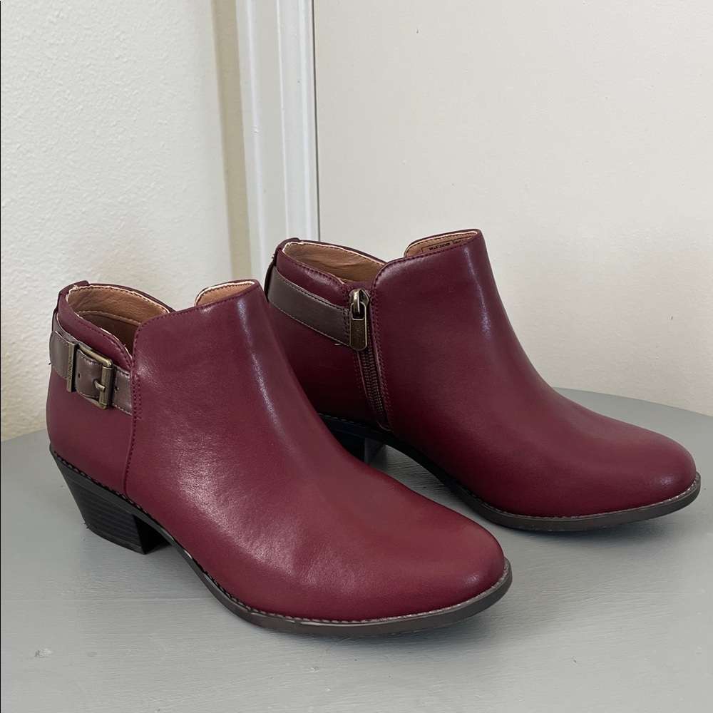 VIONIC | Millie Leather Burgundy Ankle Boots with Zipper | Size 7.5